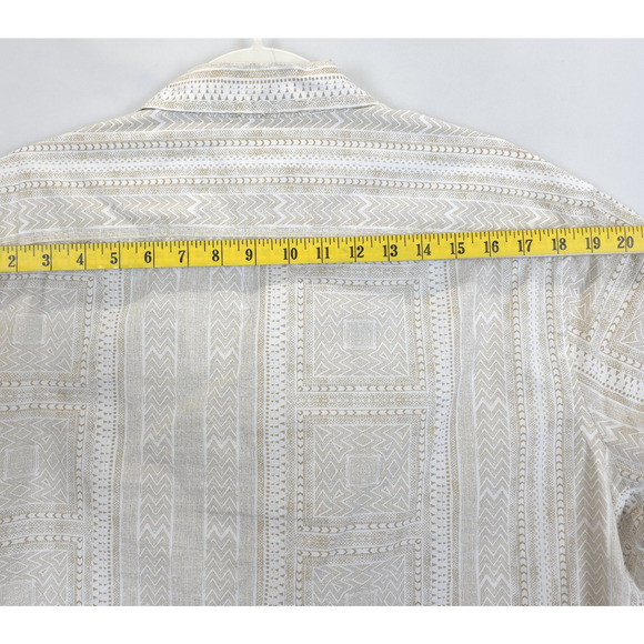 Macy's Camp Button Up Shirt Men XL Short Sleeve Printed Tan White Causal Office - Picture 6 of 10